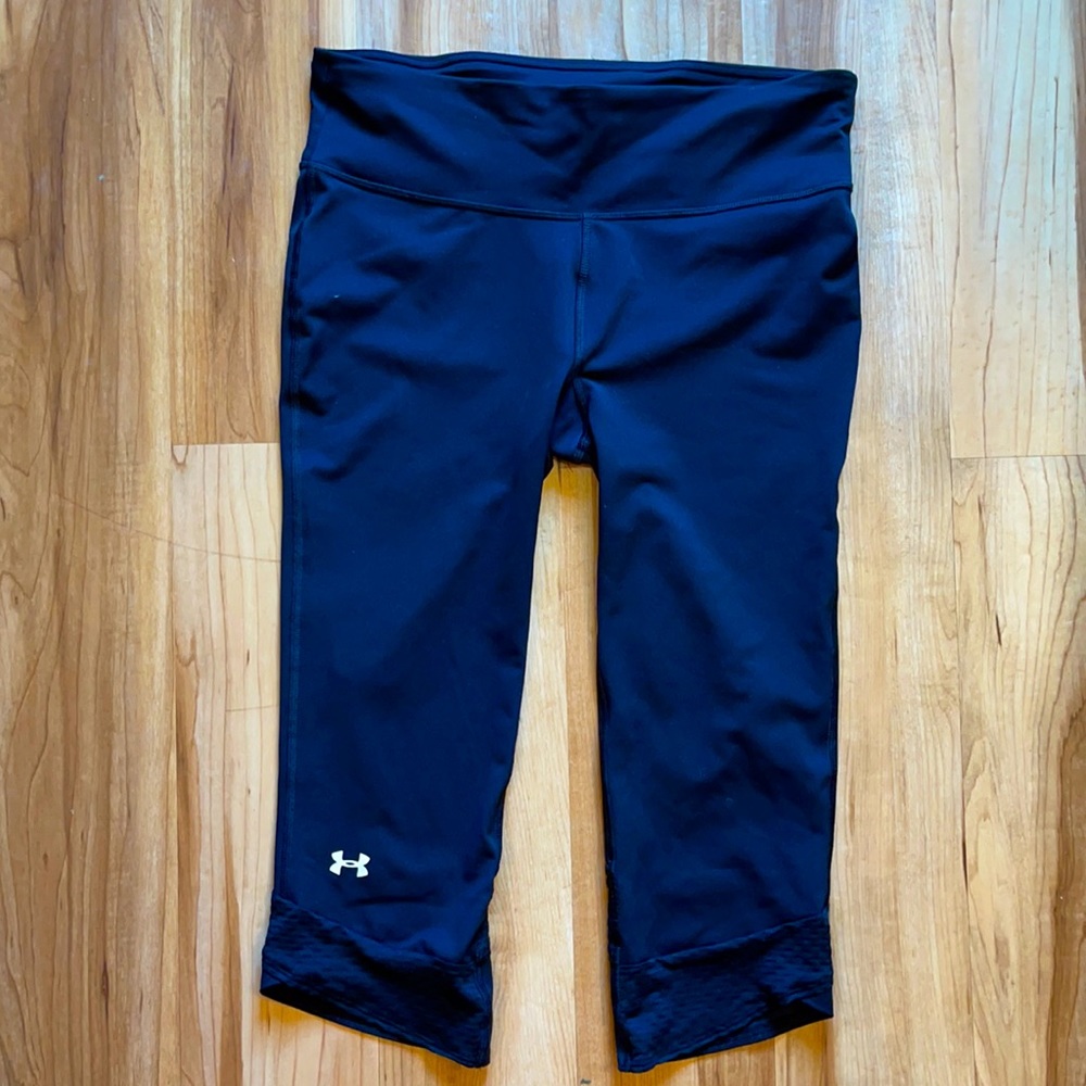 Under Armour compression capris